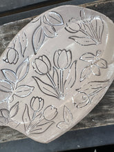 Load image into Gallery viewer, Floral Stamp 033