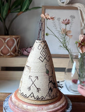 Load image into Gallery viewer, TeePee Incense Burner TP-03