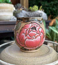 Load image into Gallery viewer, Cottage Bloom M001