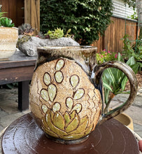 Load image into Gallery viewer, Cottage Bloom M005