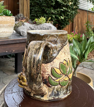 Load image into Gallery viewer, Cottage Bloom M006