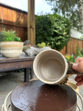 Load image into Gallery viewer, Cottage Bloom M006