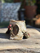 Load image into Gallery viewer, Pre-Order: Wax Melt Tree Stump (SHIPS FREE in lower 48)