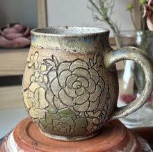 Load image into Gallery viewer, Succulent Mug M-08
