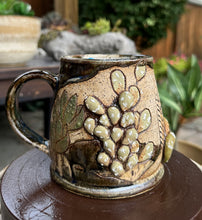 Load image into Gallery viewer, Cottage Bloom M009
