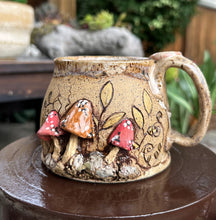 Load image into Gallery viewer, Cottage Bloom M0099
