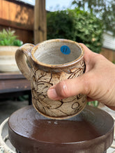 Load image into Gallery viewer, Cottage Bloom M011
