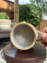 Load image into Gallery viewer, Cottage Bloom M011
