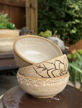 Load image into Gallery viewer, Cottage Bloom Gather Bowls -set of 3- Bs001
