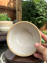 Load image into Gallery viewer, Cottage Bloom Gather Bowl B002
