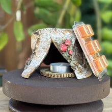 Load image into Gallery viewer, W-3 Woodland Wax Melter
